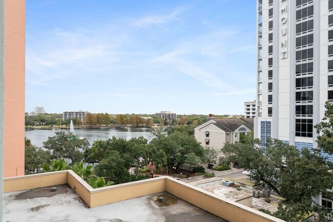 Building Photo - Downtown Orlando One Bedroom with Lake Eola View * * Modernized Waverly Condo