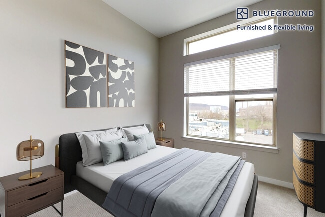 Building Photo - 79 Alexander St