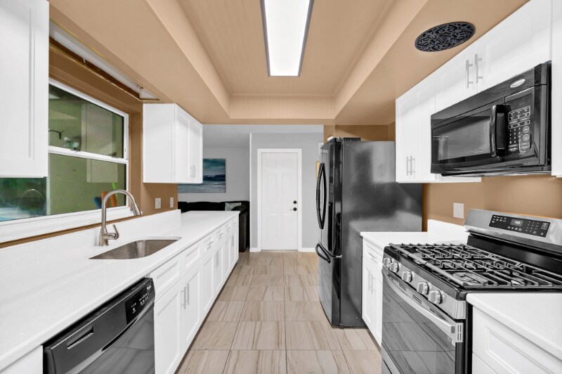 Building Photo - 2445 Keiser Ct