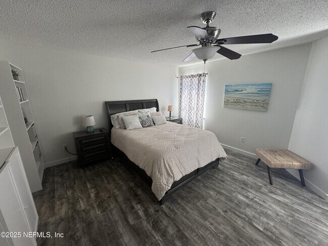 Building Photo - 8508 Sturbridge Cir W