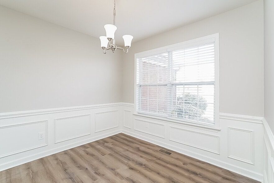 Building Photo - 2099 Prescott Way