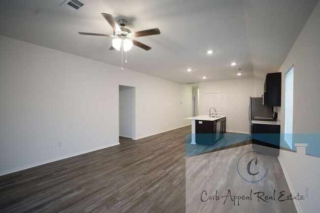 Building Photo - Move in special $900!! New construction in Jonesboro - beautiful 4 bed / 2 bath home - Valley View!!