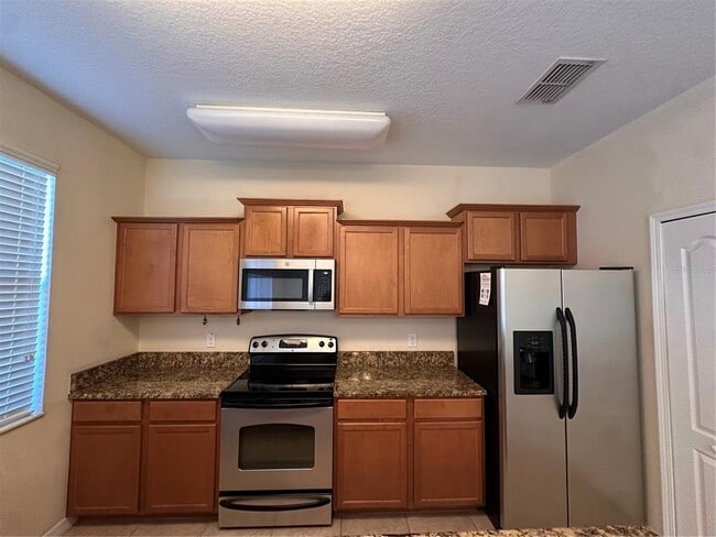 Building Photo - 10899 Savannah Landing Cir