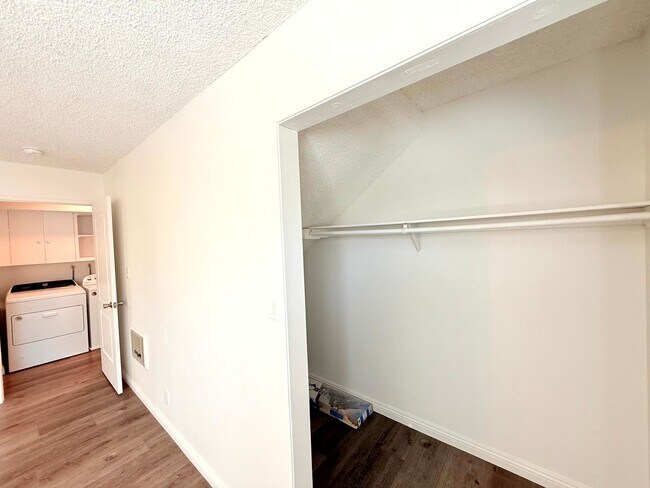 Building Photo - 2506-2508 Norfolk Street