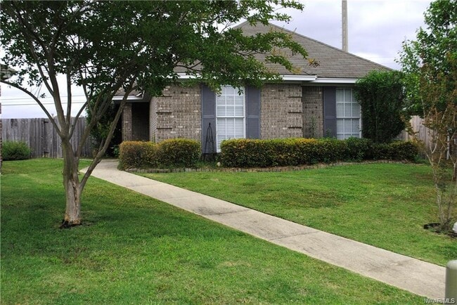 Building Photo - 1569 Hallwood Ln