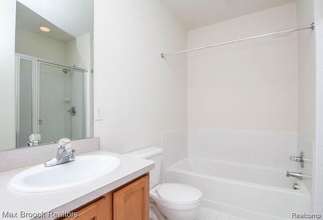 Building Photo - 1404 Raliegh Pl