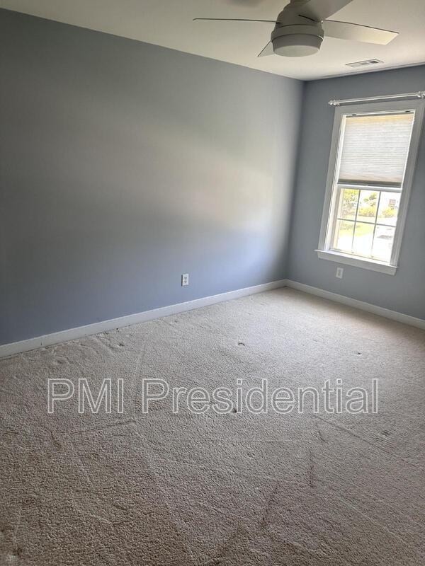 Building Photo - 1213 Hawkins Wood Cir
