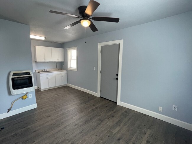 Building Photo - 408 Grove - Grv