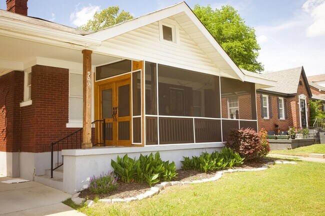 Primary Photo - Gorgeous Brick 4 Bedroom Home Now Available -