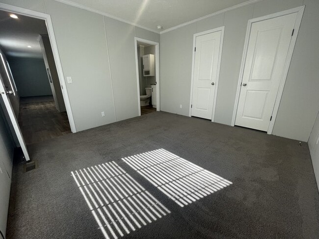 Building Photo - 15811 Croatia Dr
