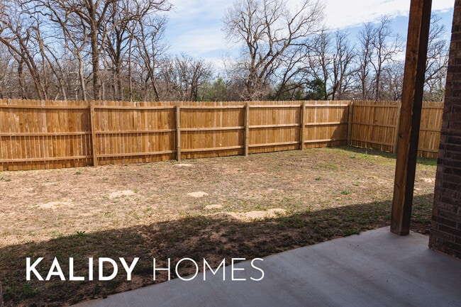 Building Photo - 512 Remington Ave