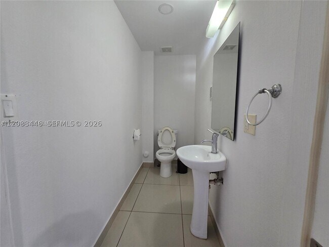 Building Photo - 25901 SW 139th Ave