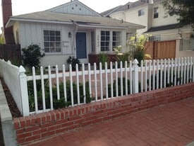 Building Photo - 2900 Palm Ave