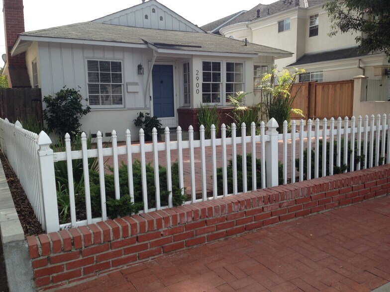 Primary Photo - 2900 Palm Ave