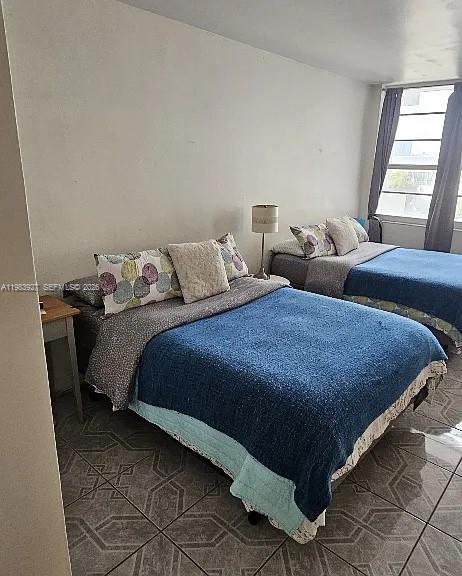 Building Photo - 100 Lincoln Rd