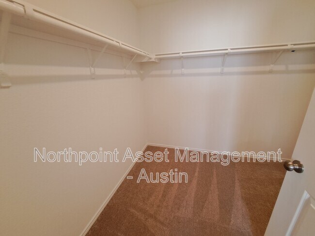 Building Photo - 2544 Four Waters Lp