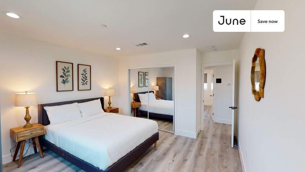 Building Photo - 564312 Auckland Ave