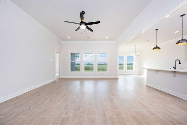 Building Photo - 3630 Ancient Oaks Cir