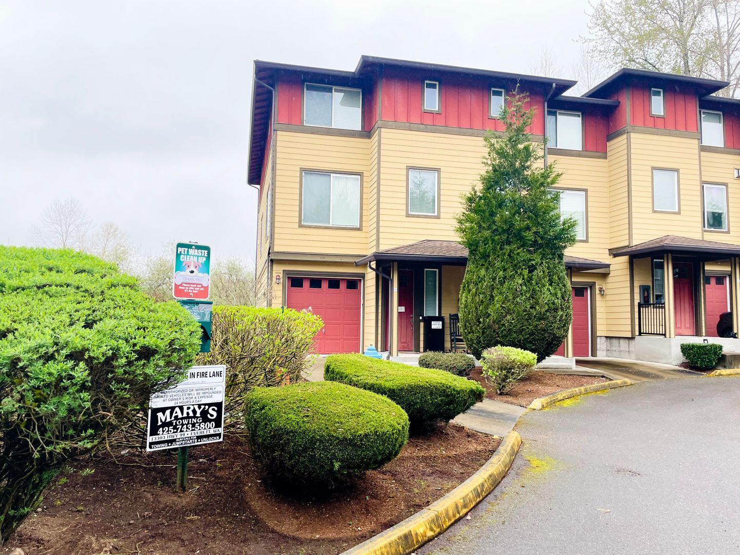 Building Photo - Beautiful Bothell Townhome