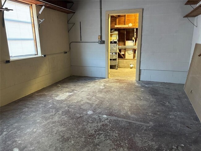 Building Photo - 1437 Pine St