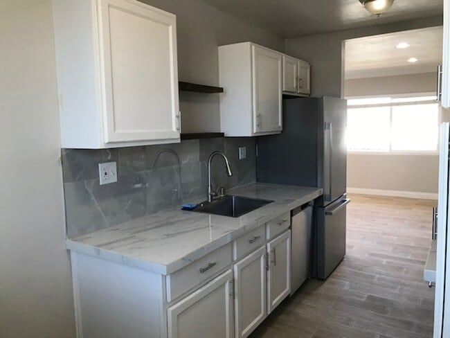 Building Photo - RUNNYMEDE