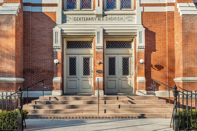 Building Photo - 304 Pavonia Ave