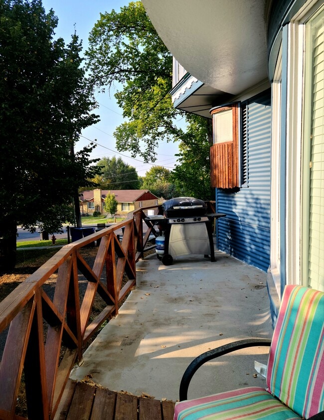 Building Photo - 699 N 600 E