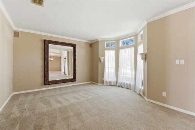 Building Photo - 5910 Willowfield Ct