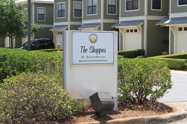 Building Photo - 38 Haven Cir