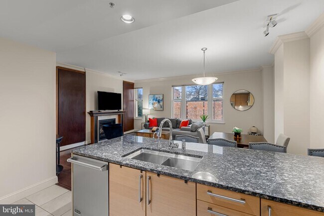 Building Photo - 801 Key Hwy