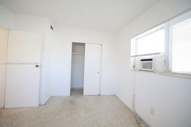 Building Photo - 800 83rd St