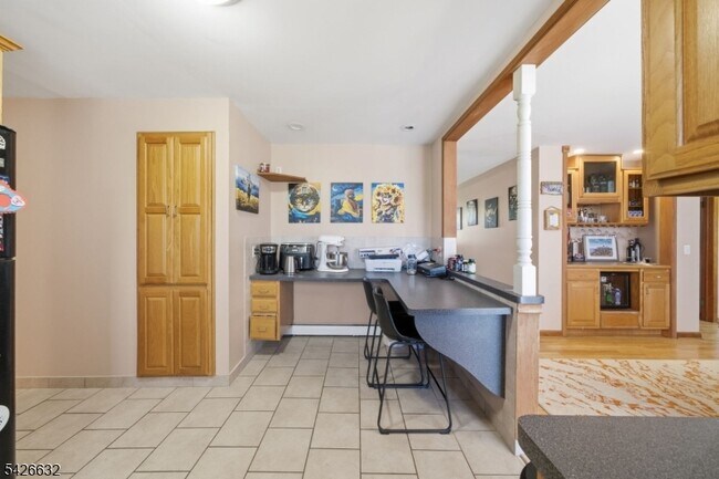 Building Photo - 131 Califon Rd