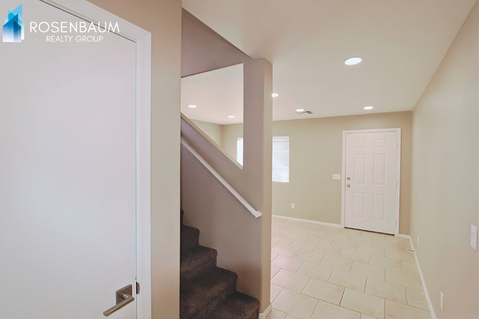 Building Photo - 1746 E Desert Moon Trail