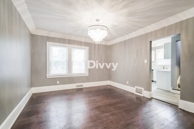 Building Photo - 450 Storer Ave