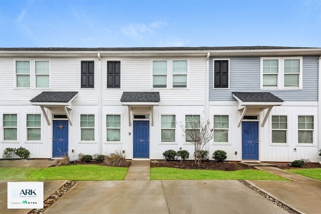 Building Photo - 120 Vly Crk Dr