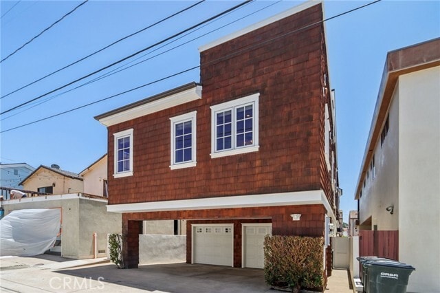 Building Photo - 611 Marigold Ave