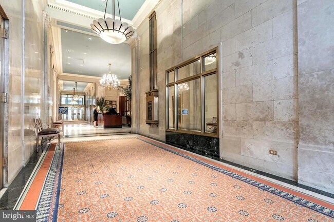 Building Photo - 1600 Arch St