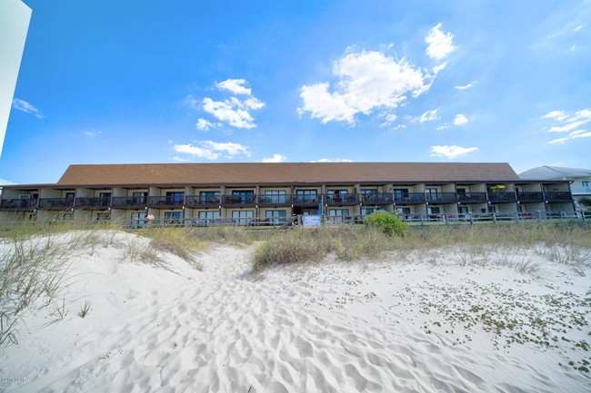 Rear Of Building (Beach) - Polynesian Village