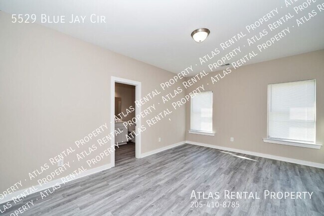 Building Photo - 5529 Blue Jay Cir