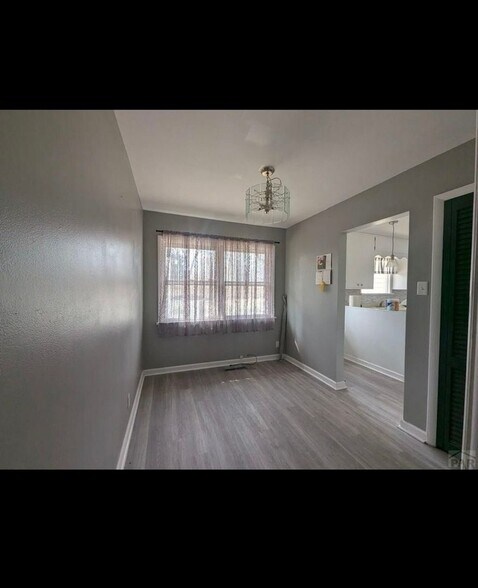 Building Photo - 404 Homer Ave
