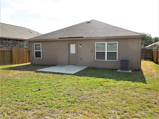 Building Photo - 10506 Copper Ridge Dr