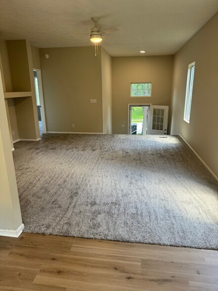 Building Photo - 4418 S 178th St