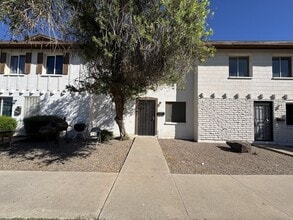 Building Photo - 4624 N 71st Ln