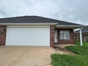 Building Photo - 1598 Tolleson Loop