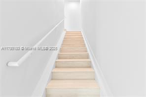 Building Photo - 2535 NE 193rd St