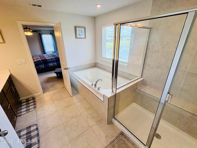 Building Photo - 11303 Streamsong Dr