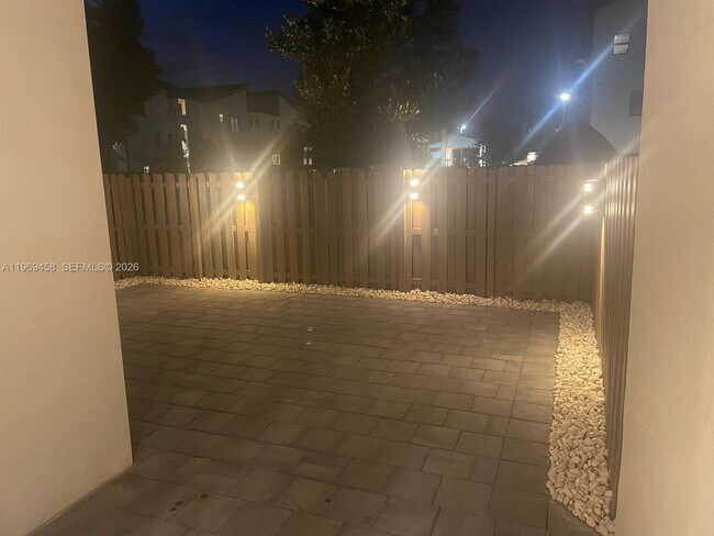 Building Photo - 10445 NW 81st Terrace