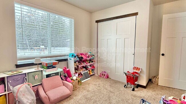 Building Photo - 31015 N Alice Ct