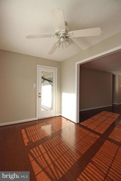 Building Photo - 10182 Oakton Terrace Rd