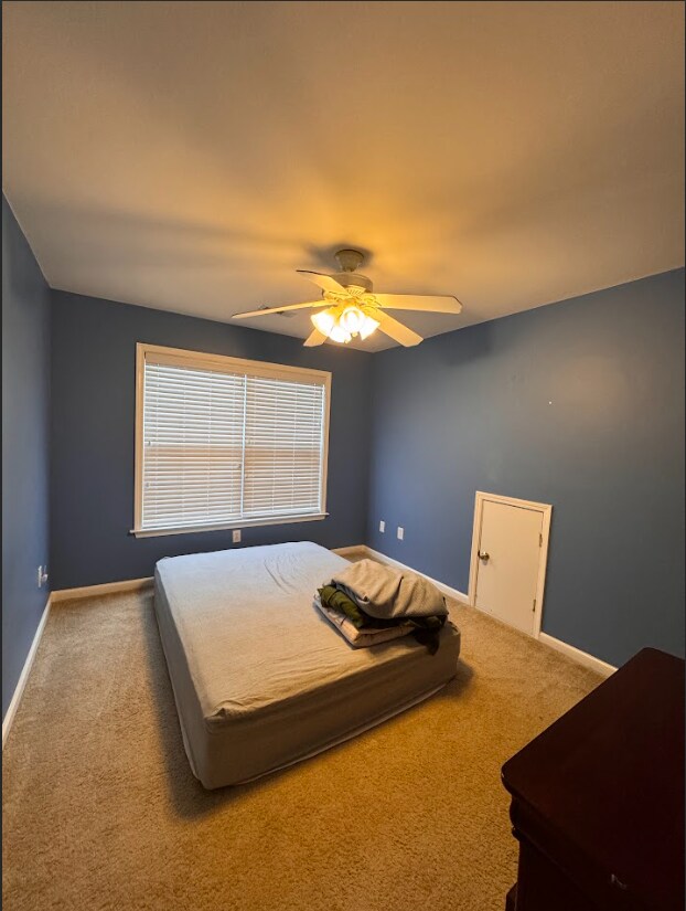 Building Photo - Spacious 3-Bedroom Condo with Modern Amenities in Prime Greenville Location